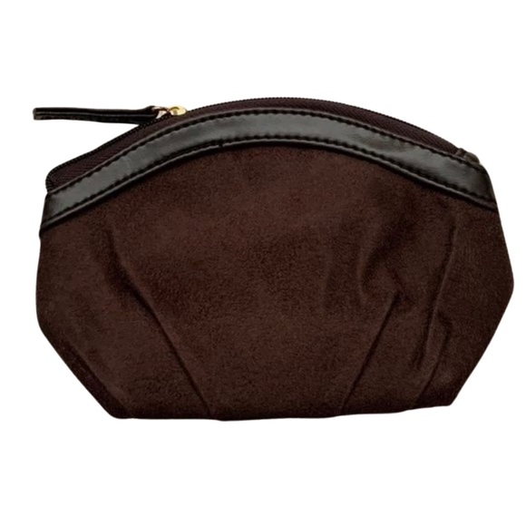 Brand new set of bag and wallet exclusively made for Bloomingdales. Brown - Picture 6 of 9